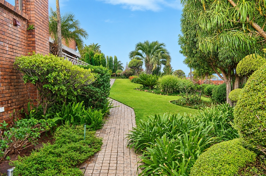 4 Bedroom Property for Sale in Wilkoppies North West